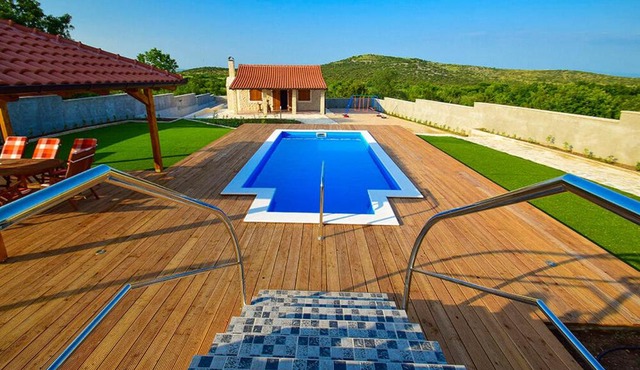 Villa Julija