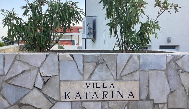 Villa Katarina 5-bedroom near Dubrovnik with private pool in Ivanica