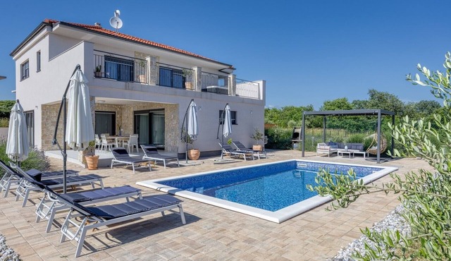 Villa Klementina - Private Pool and Whirlpool in Krnica