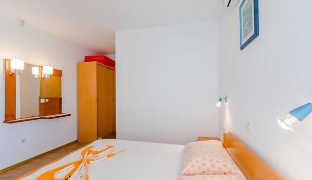 Villa Kosa with balcony and sea view