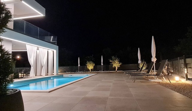 Villa La Vie (10028-K1) - Garica