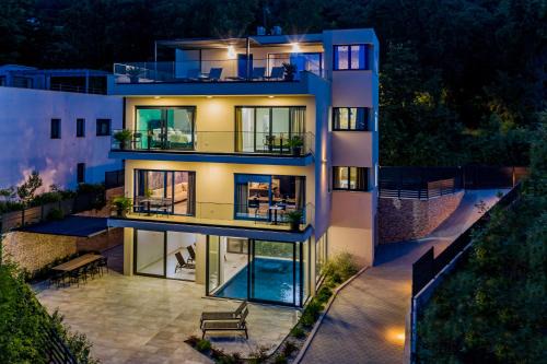 Villa Lamia Opatija by Kvarner Rentals in Opric
