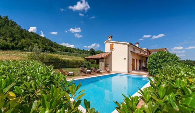 Villa Lef with pool