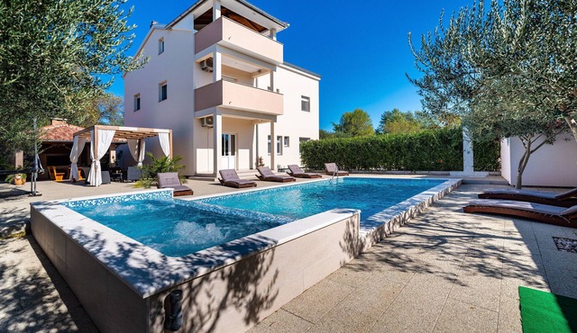 Villa Luce nearby Zadar – Crovillas GmbH