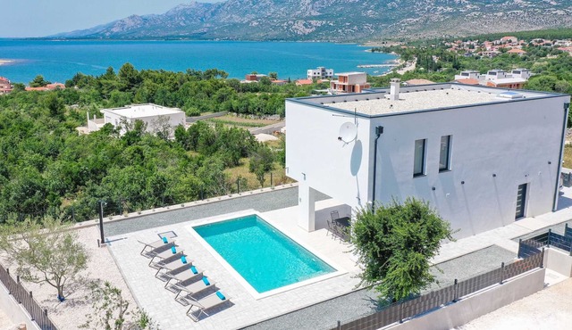Villa Luna