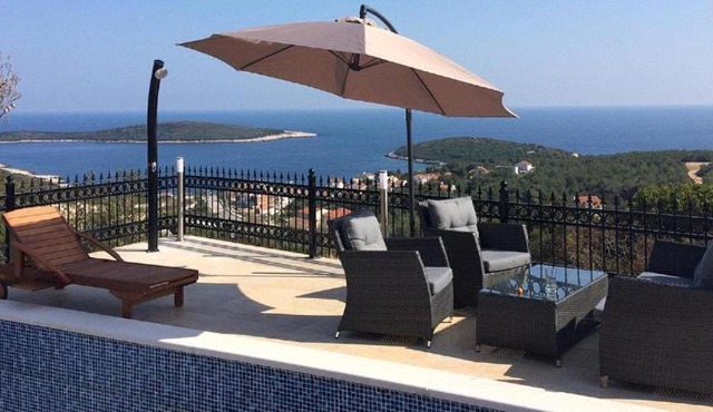 Villa magic in Vis