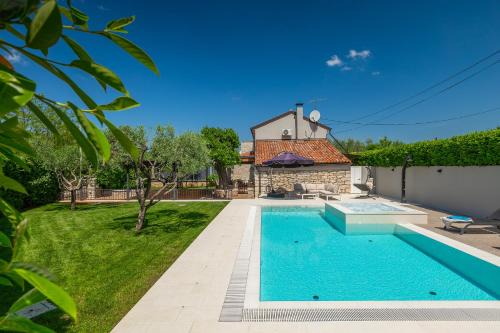 Villa Mala