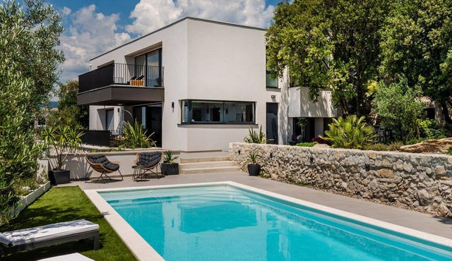 Villa Maremonte with Pool