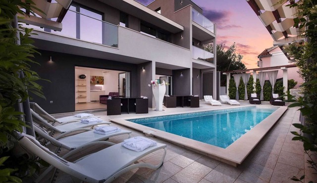 Villa Martinis in Rogoznica with private heated pool, for up to 14 persons