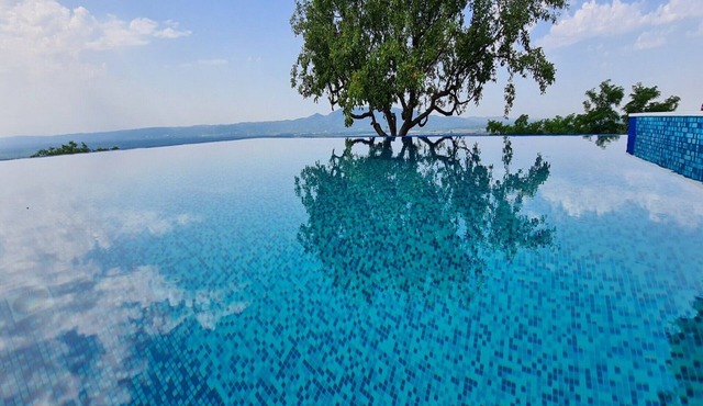 Villa Melani - Triplex One Bedroom villa with swimming pool