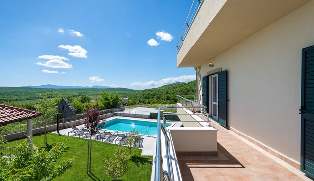 Villa Miam-Four Bedroom Villa with Private Pool