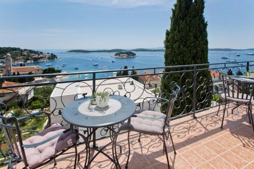 Villa Milton Hvar in Hvar