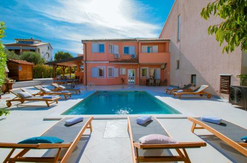 Villa Natalia Štinjan- Private Pool Retreat in Pula