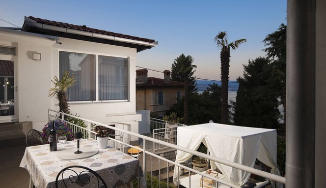 Villa Nika Apartment 1 with Sea View