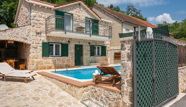 Villa Old House - Makarska by Villas Guide
