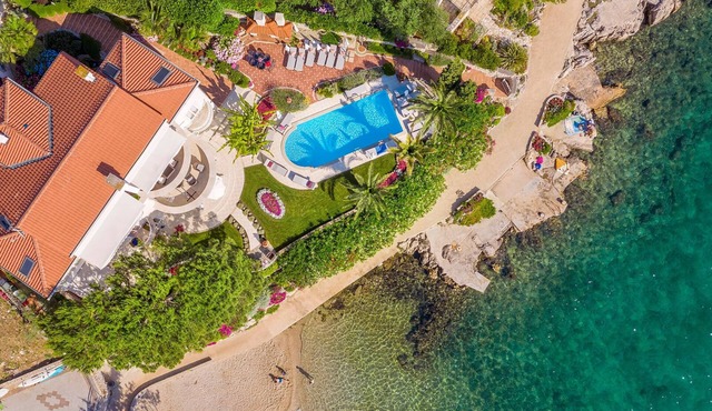 Villa Palace Clara Apartment 5 island Krk by Vill