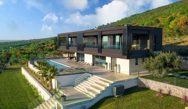 Villa Panoramica nearby Labin – Crovillas GmbH in Koromacno
