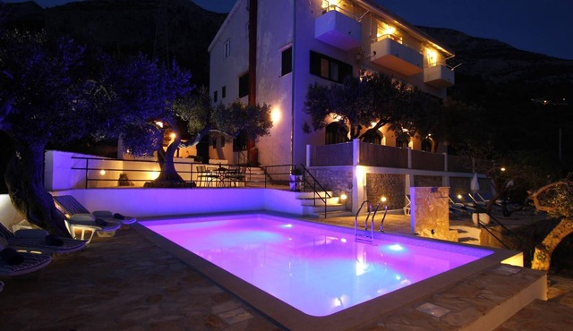 Villa Petra Apartment A8 with pool