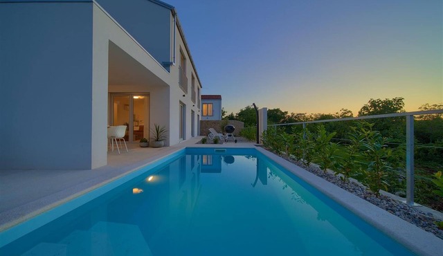 Villa Rossa with heated swimming pool