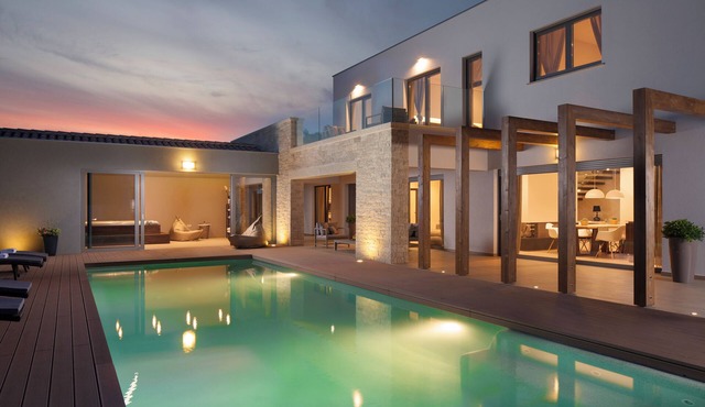 Villa Royal Green - 45m2 Pool, Sauna, Whirpool in Sveti Bartul