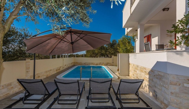Villa Slavica-Five bedroom villa