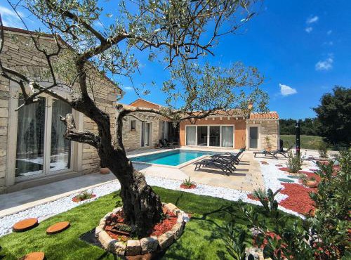 Villa Stonica