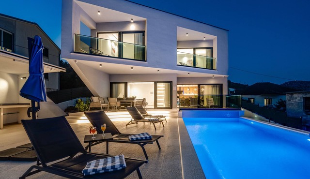 Villa Summer Side (Central Dalmatia - Marina)