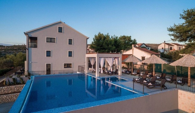 Villa Toma 1 - Semi detached House with shared pool in Milna