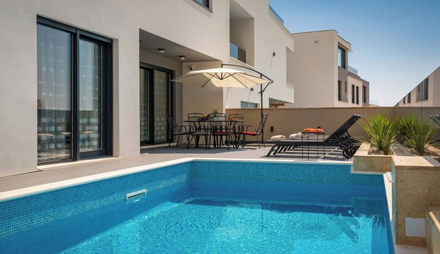 Villa Toma - Luxury villa in a private estate near Split