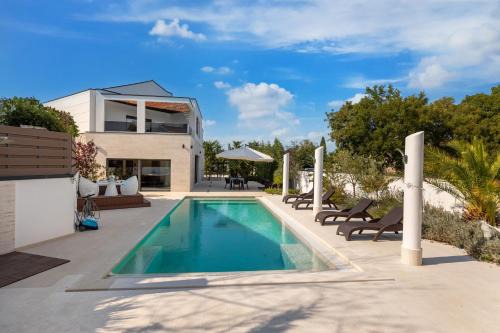 Villa Toscana with pool, sauna and jacuzzi