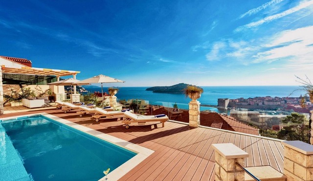 Villa Vega - Three Bedroom Villa with Swimming Pool in Dubrovnik