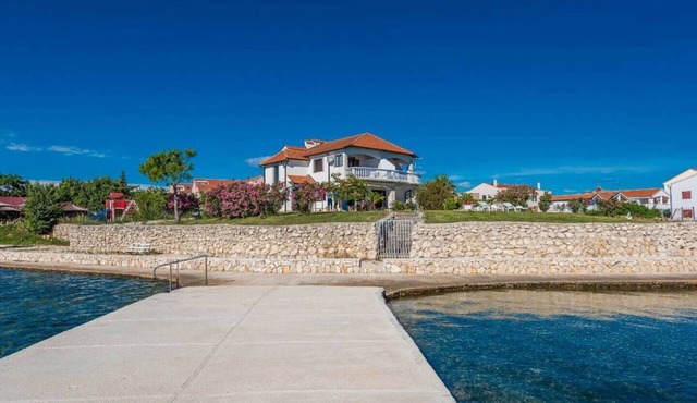 Villa with amazing sea view