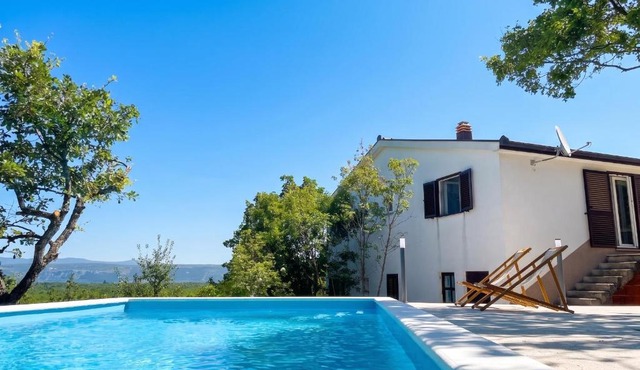 Welcoming House in Poljica with Private Pool