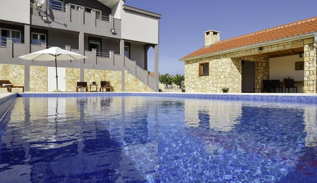 Wonderful private villa with A/C, private pool, WIFI, TV, terrace, pets allowed and panoramic view