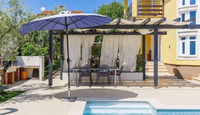 Wonderful villa with WIFI, A/C, private pool, TV, terrace, pets allowed and panoramic view