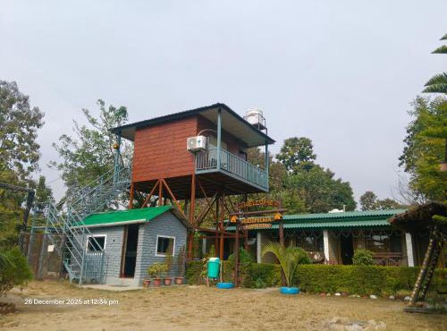 Woodpecker Homestay in Kālādhūngi