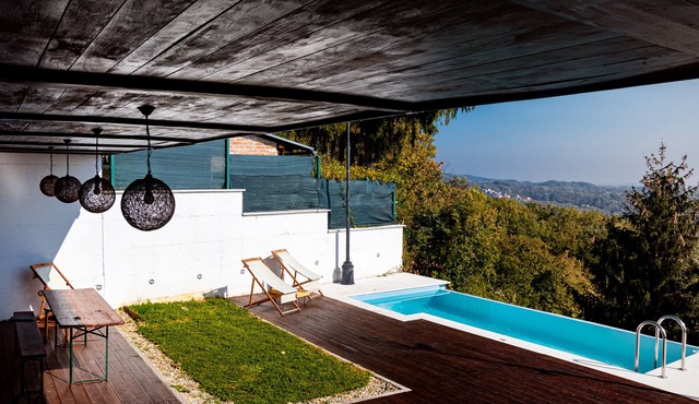 Zagreb House Medveščina with Pool