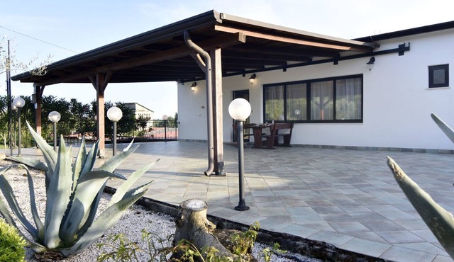 Zweizimmerwohnung mit großer Terrasse in Grupija by Interhome