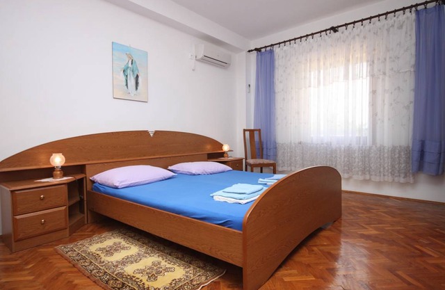 106 m² Apartment ∙ 3 bedrooms ∙ 7 guests