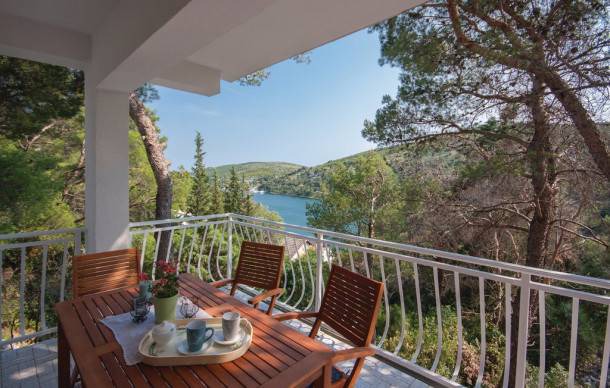 2 bedroom accommodation in Zaton