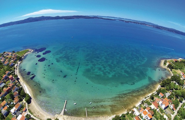 4 bedroom accommodation in Debeljak