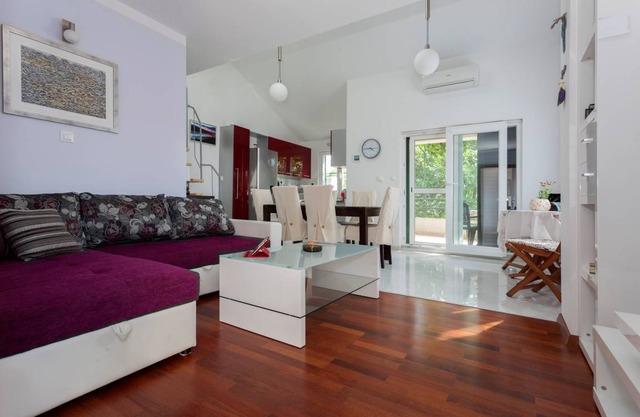 75 m² Apartment ∙ 3 bedrooms ∙ 6 guests