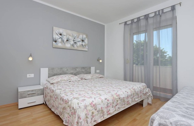 94 m² Apartment ∙ 3 bedrooms ∙ 11 guests in Supetarska Draga