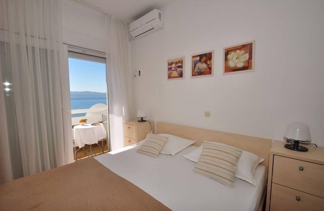 Apartment in Duće with Seaview, Balcony, Air condition, WIFI (3425-9)