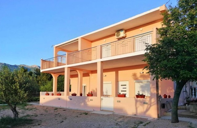 Apartment in Rovanjska with seaview
