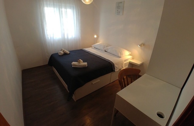 Apartment Svetka - 10m from the sea: A6(2+2) - Sali, Island Dugi otok, Croatia