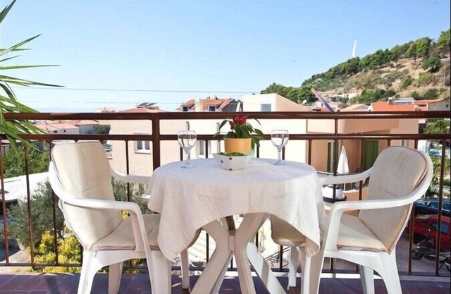 Apartments Anesa, (13863), Podgora, hr in Podgora