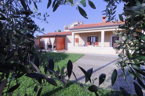 Apartments Mima 
