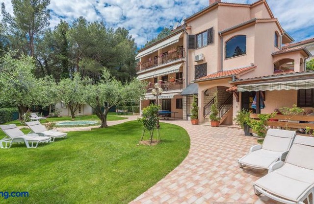 Apartments Rakovac