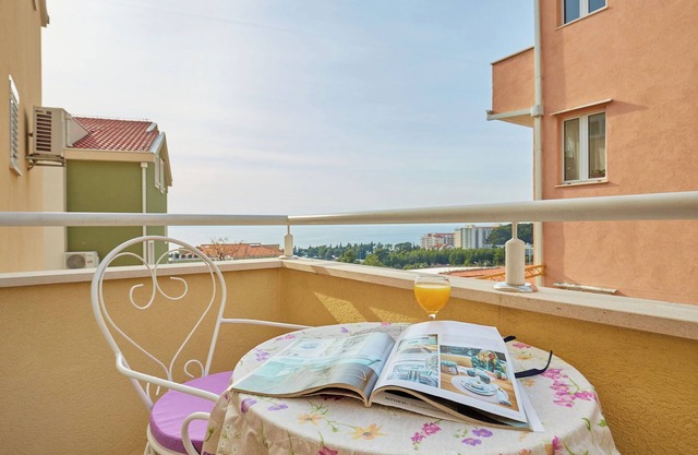 Apartments Zelic Tucepi S6